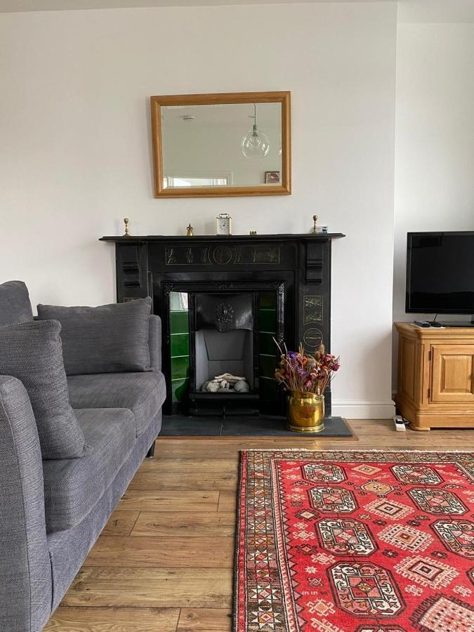 2 Yr Hen Fanc Apartment Аберерън Екстериор снимка